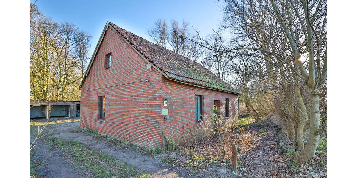 Einfamilienhaus Nordenham / Esenshamm Esenshamm - 6 Zimmer, 120 m&sup2;, 69.900&euro; | Angebot:26043595