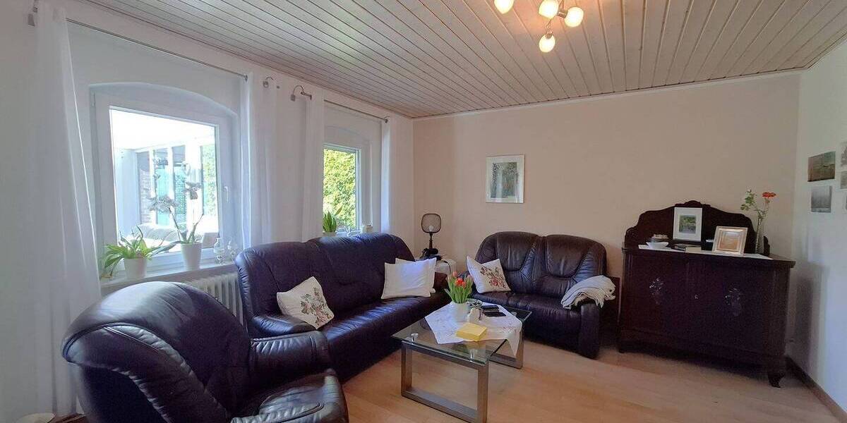 Einfamilienhaus Brake Kirchhammelwarden - 5 Zimmer, 144 m&sup2;, 240.000&euro; | Angebot:26388781