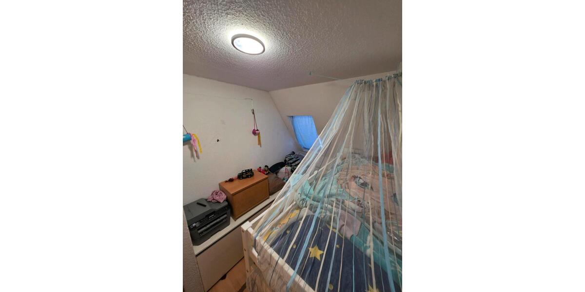 Dachgeschoßwohnung Nordenham - 3 Zimmer, 78 m&sup2;, 975&euro; | Angebot:26227784