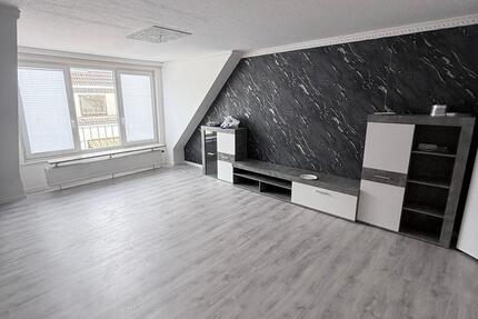 Wohnung Bremerhaven Mitte - 3 Zimmer, 85 m&sup2;, 500&euro; | Angebot:26620954
