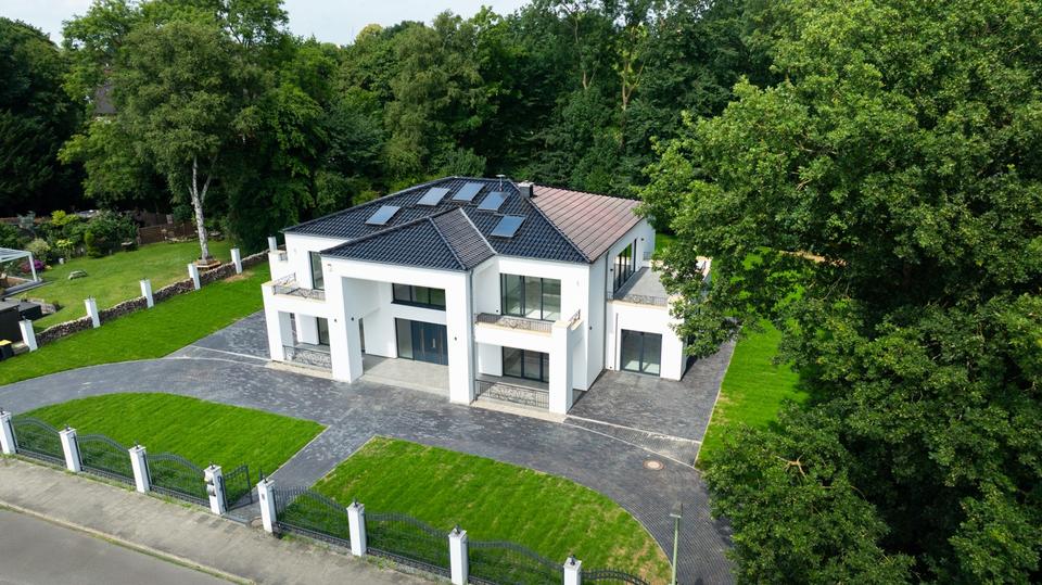 Villa Bremerhaven Wulsdorf - 7 Zimmer, 488 m&sup2;, 1.050.000&euro; | Angebot:25994362