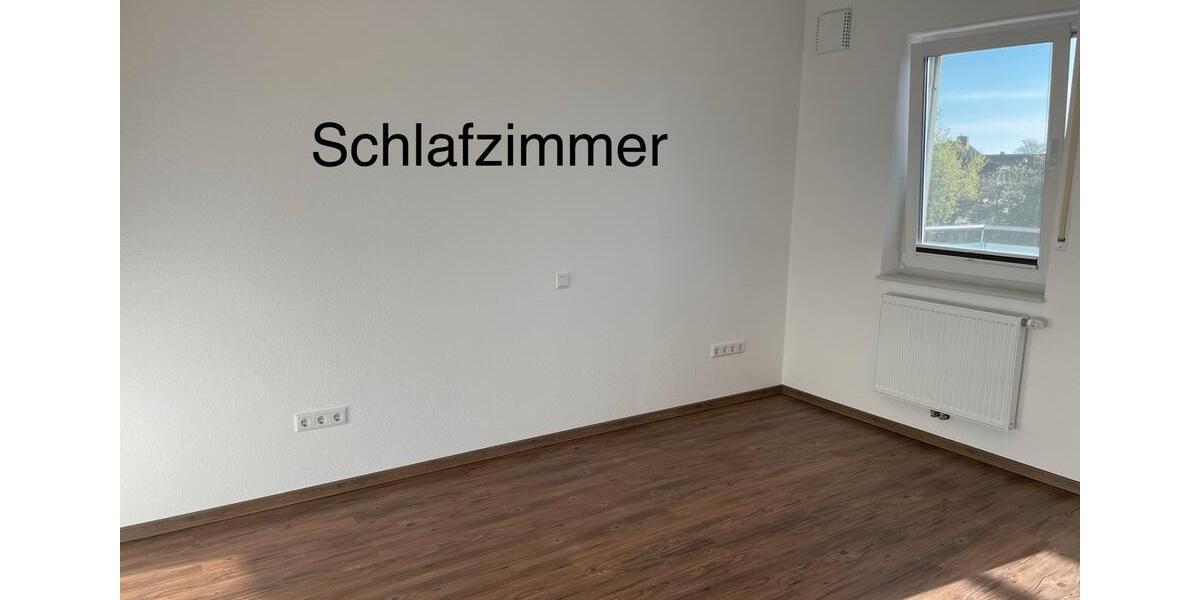 Etagenwohnung Bremerhaven Schiffdorferdamm - 2.5 Zimmer, 73 m&sup2;, 870&euro; | Angebot:25855500