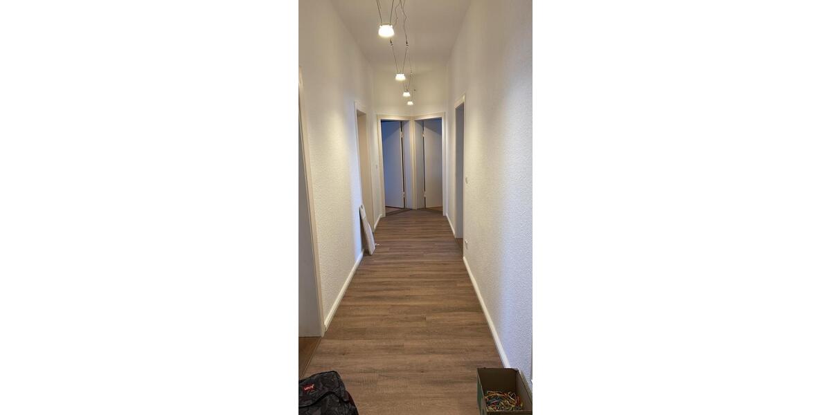 Etagenwohnung Bremerhaven Geestemünde - 4 Zimmer, 94 m&sup2;, 723&euro; | Angebot:26069411