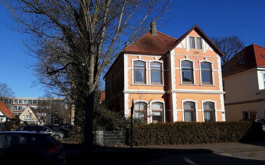 Haus zum Kaufen in Nordenham 224.250 € 170 m²