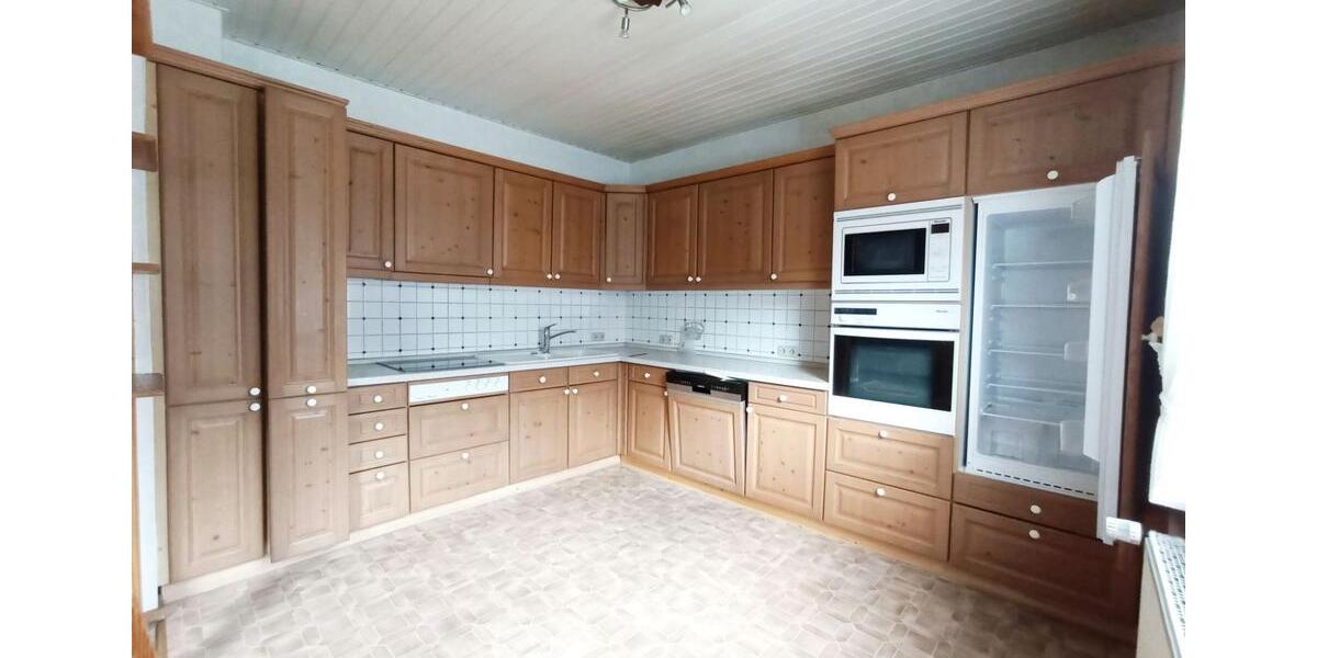 Modernisiertes EFH mit großem Grundstück, Glas-Terrasse & Sauna zimmer