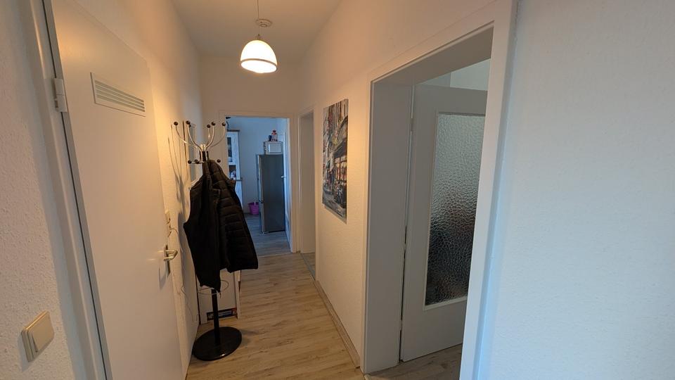 Erdgeschoßwohnung Bremerhaven Mitte - 2.5 Zimmer, 60 m&sup2;, 399&euro; | Angebot:26096121