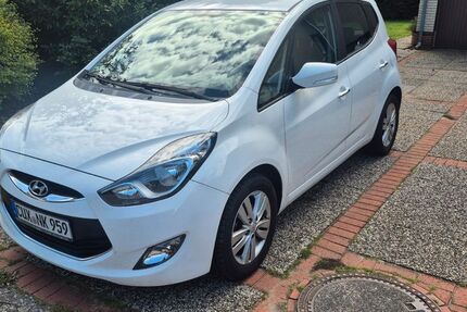 Hyundai ix20 182.000 km 5.850 &euro; Geestland 27607
