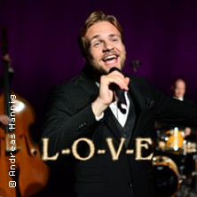L-O-V-E / Merry Christmas!: Die schönsten Liebeslieder der letzten 100 Jahre 10.12.2025 Stadttheater Ingolstadt