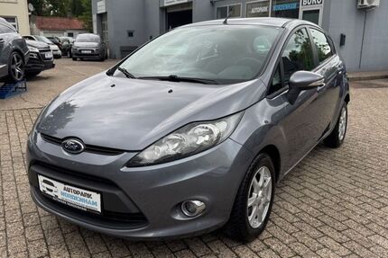 Ford Fiesta 110.000 km 4.950 &euro; Nordenham 26954