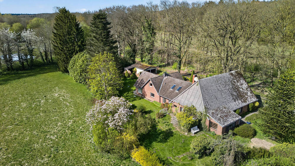 Einfamilienhaus Beverstedt - 7 Zimmer, 212 m&sup2;, 259.000&euro; | Angebot:26319373