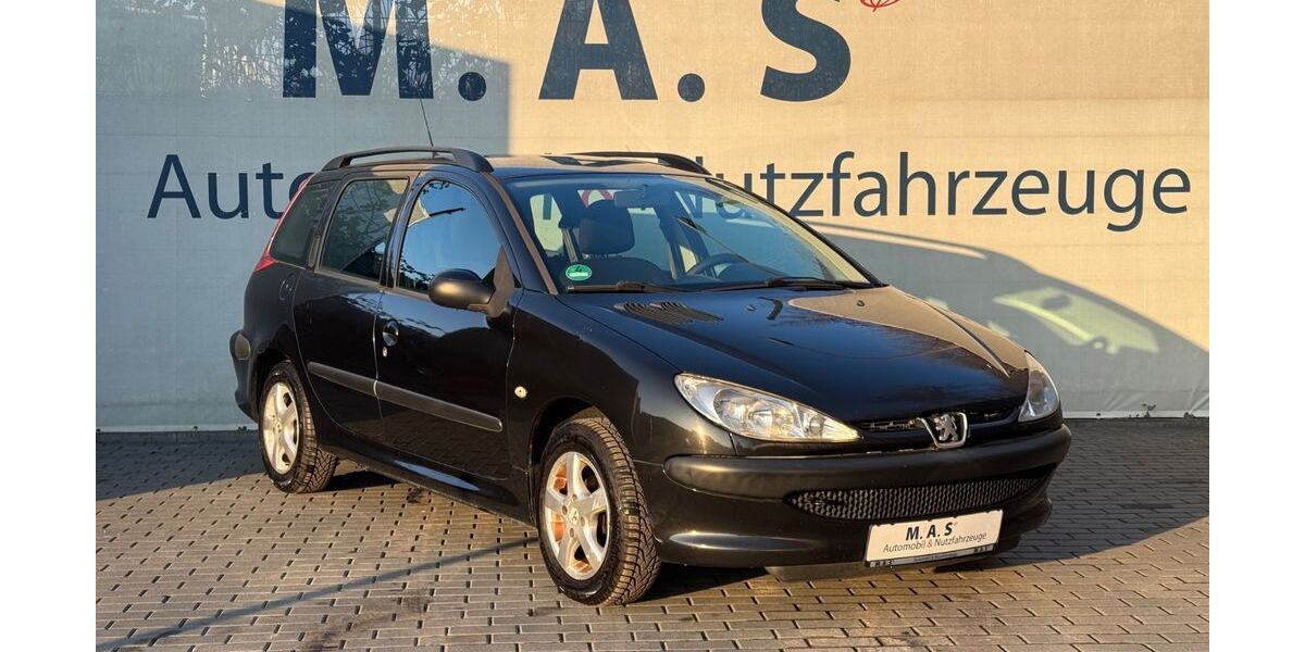 Peugeot 206 183.000 km 1.150 &euro; Bremerhaven 27576