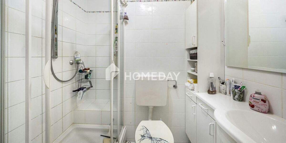 Modernisiertes Einfamilienhaus mit flexibler Aufteilung, viel Platz und großem Garten 7 zimmer