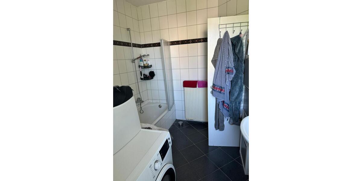 Etagenwohnung Nordenham - 2 Zimmer, 67 m&sup2;, 530&euro; | Angebot:26564233