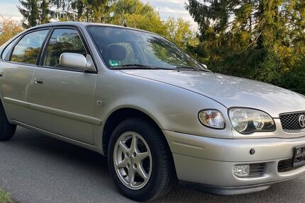 Toyota Corolla 157.000 km 2.790 € Bremen 28197