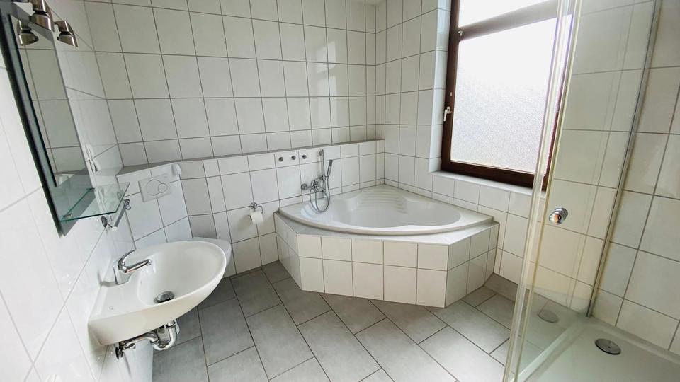 Etagenwohnung Bremerhaven Wulsdorf - 2 Zimmer, 65 m&sup2;, 850&euro; | Angebot:26678832