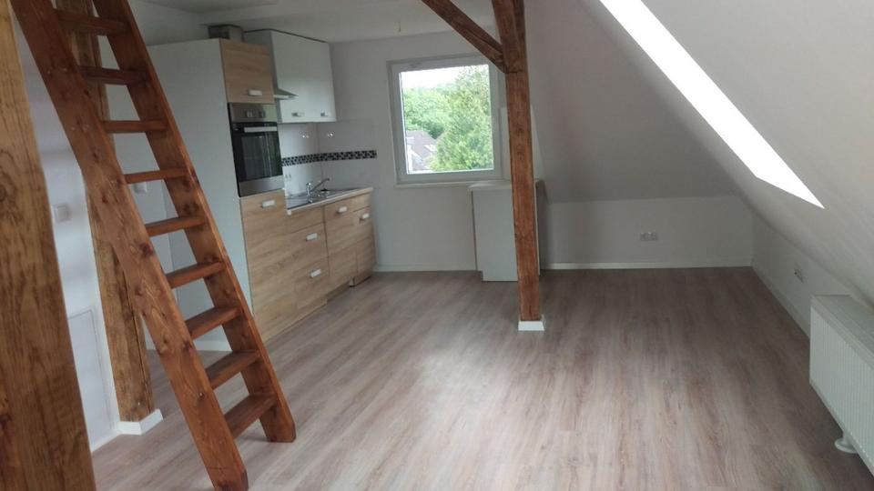 Dachgeschoßwohnung Wilhelmshaven Heppens - 2 Zimmer, 38 m&sup2;, 410&euro; | Angebot:26284894
