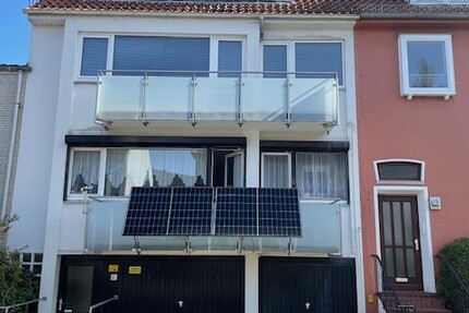 79m² mit 3 Zimmern gut aufgeteilt +EBK + Rollläden +Ost- und Westbalkon +Balkonkraftwerk + Top Lage