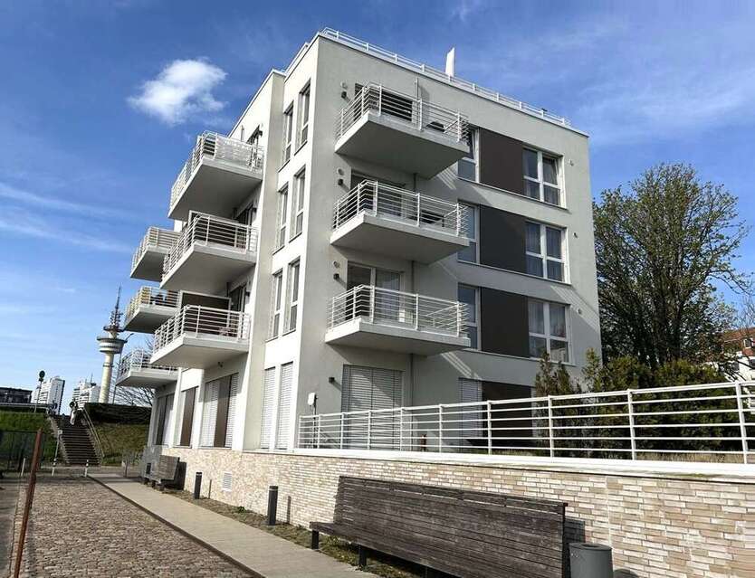 Wohnung zum Mieten in Bremerhaven 1.100 € 92.19 m²