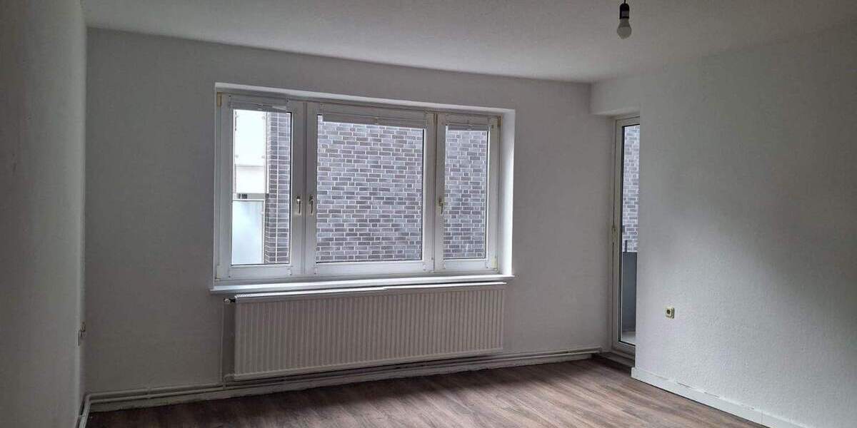 Helle 2-Zimmer-Wohnung mit Einbauküche in zentraler Lage 2 zimmer