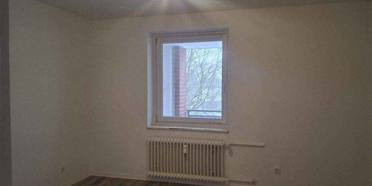 Etagenwohnung Bremerhaven Lehe - 2 Zimmer, 68 m&sup2;, 460&euro; | Angebot:24807054