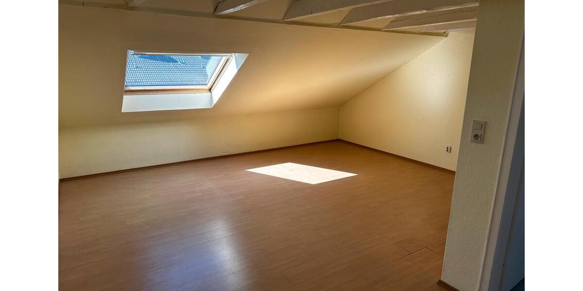 Reihenhaus Bremerhaven Schiffdorferdamm - 5 Zimmer, 130 m&sup2;, 250.000&euro; | Angebot:26112105