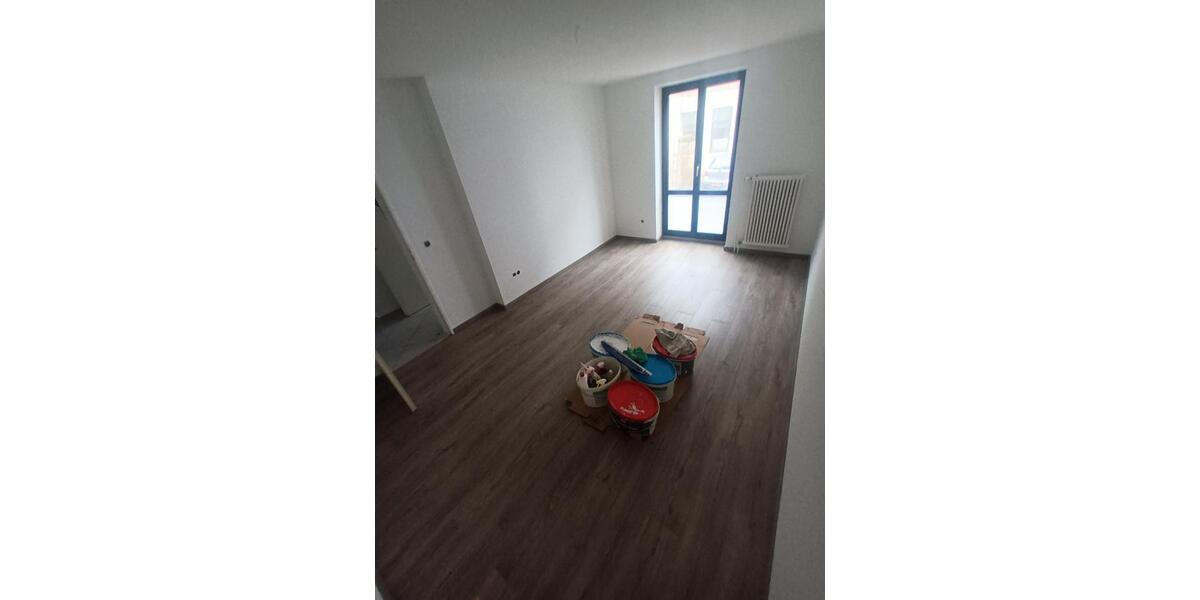 Hochparterre Bremerhaven - 4 Zimmer, 67 m&sup2;, 470&euro; | Angebot:24954444