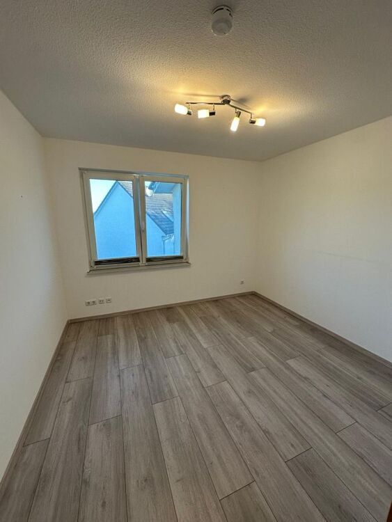 Moderne Wohnung für das reife Alter mit Fahrstuhl und großem Balkon 4 zimmer