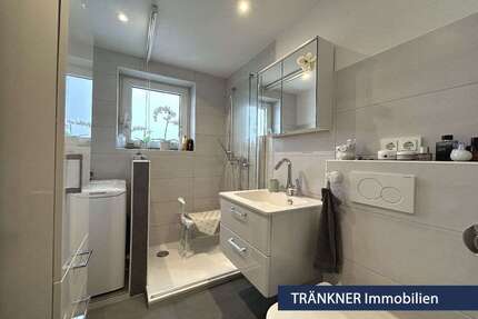 Wohnung Bremerhaven Mitte - 2 Zimmer, 53 m&sup2;, 58.000&euro; | Angebot:24723512