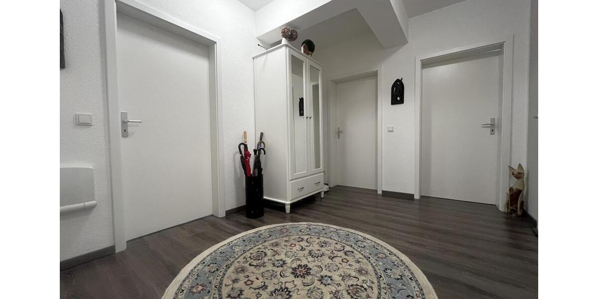 Etagenwohnung Bremerhaven Mitte - 3 Zimmer, 98 m&sup2;, 1.046&euro; | Angebot:21479708