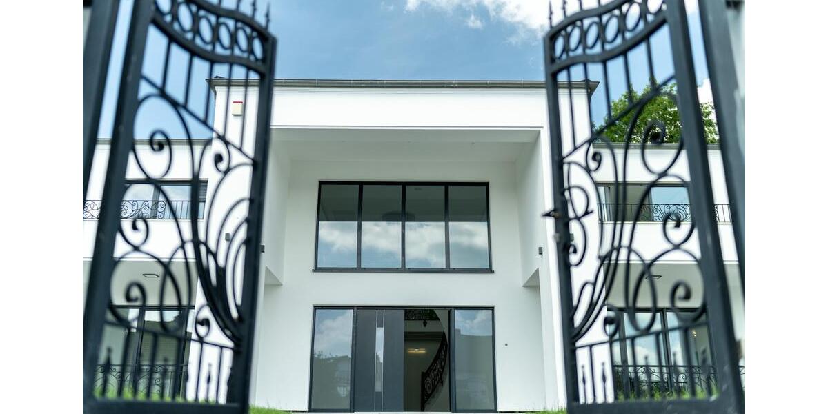 Villa Bremerhaven Wulsdorf - 7 Zimmer, 488 m&sup2;, 1.290.000&euro; | Angebot:25377122