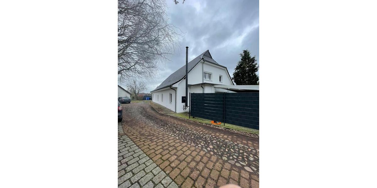 Einfamilienhaus Loxstedt - 12 Zimmer, 335 m&sup2;, 375.000&euro; | Angebot:27013662