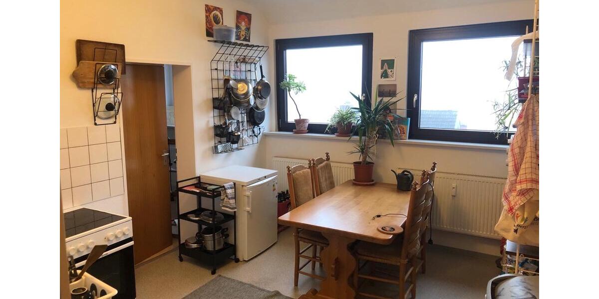 Dachgeschoßwohnung Bremerhaven Geestemünde - 3 Zimmer, 80 m&sup2;, 540&euro; | Angebot:24509847