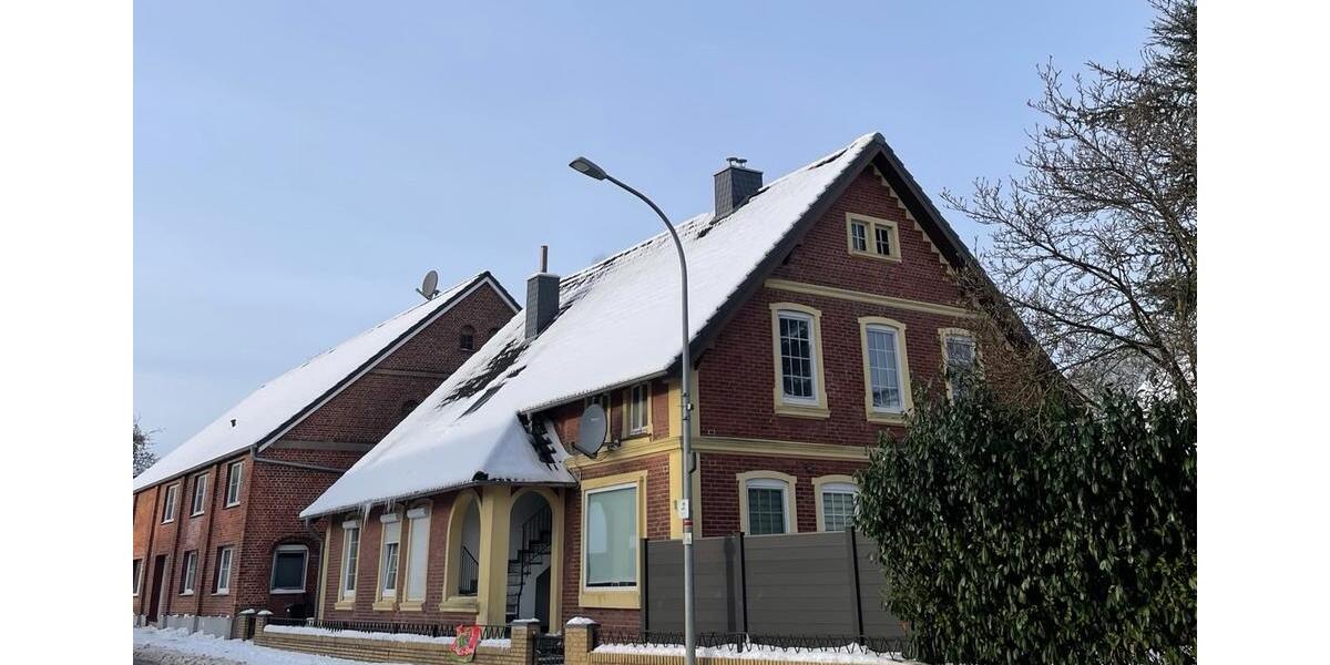 Etagenwohnung Geestland - 4 Zimmer, 100 m&sup2;, 750&euro; | Angebot:24469336