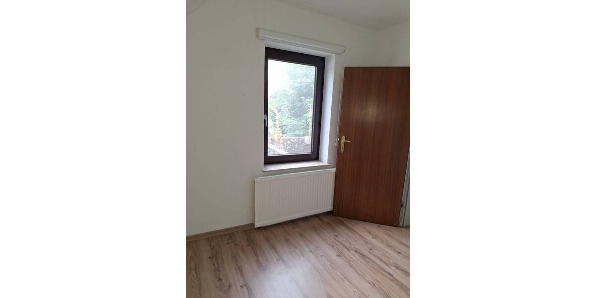 Mehrfamilienhaus, Wohnhaus Bremerhaven Lehe - 7 Zimmer, 240 m&sup2;, 290.000&euro; | Angebot:26796358