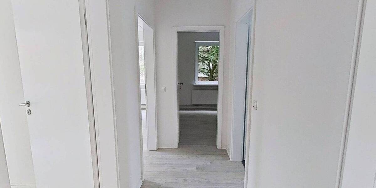 Etagenwohnung Nordenham Einswarden - 6 Zimmer, 105 m&sup2;, 739&euro; | Angebot:26891622