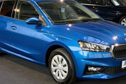 Skoda Fabia 18.900 km 15.650 &euro; Bremerhaven 27568