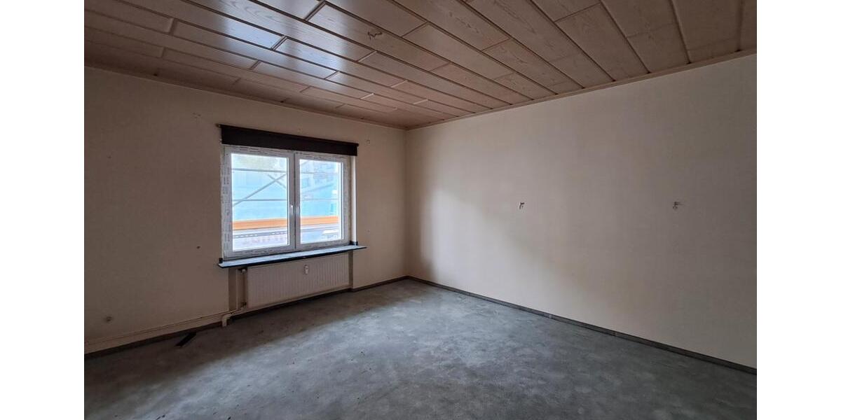 Etagenwohnung Bremerhaven Geestemünde - 4 Zimmer, 124 m&sup2;, 675&euro; | Angebot:26214579