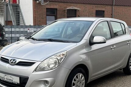 Hyundai i20 175.000 km 2.799 € Stadland 26935