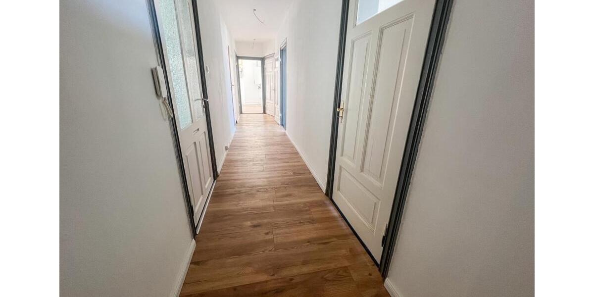 Etagenwohnung Bremerhaven Mitte - 3 Zimmer, 88 m&sup2;, 700&euro; | Angebot:26409274