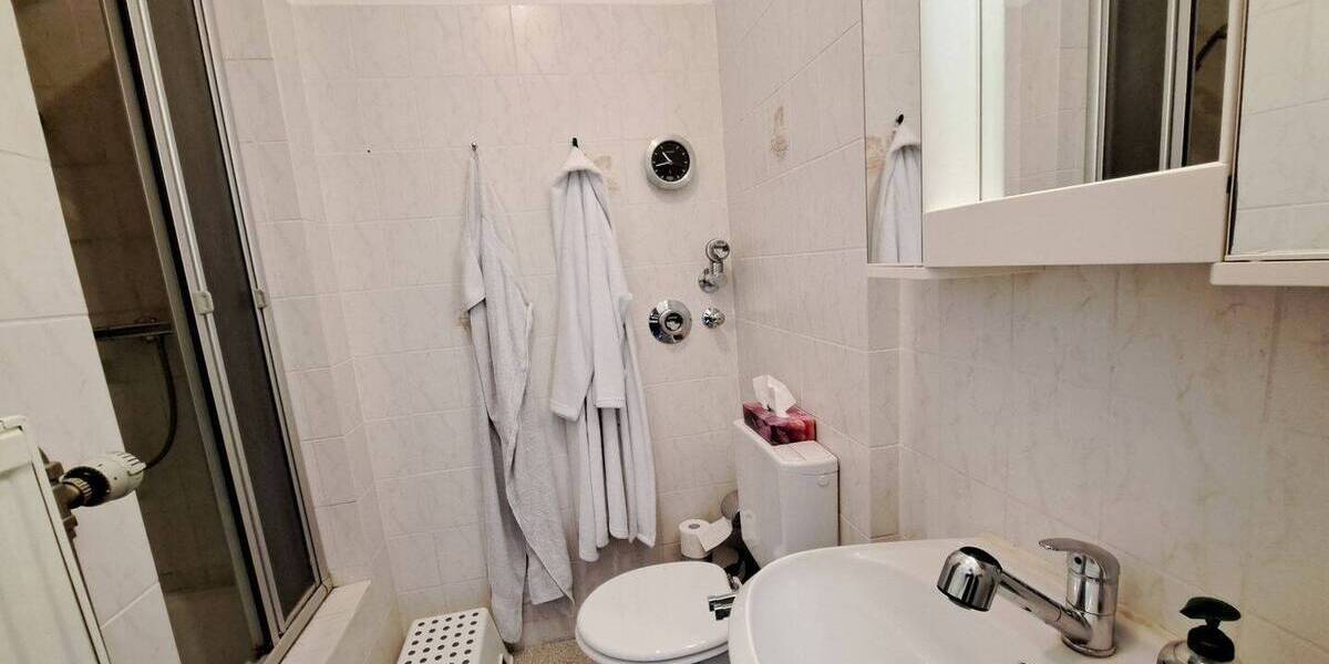 Etagenwohnung Bremerhaven Lehe - 3 Zimmer, 93 m&sup2;, 590&euro; | Angebot:26108575