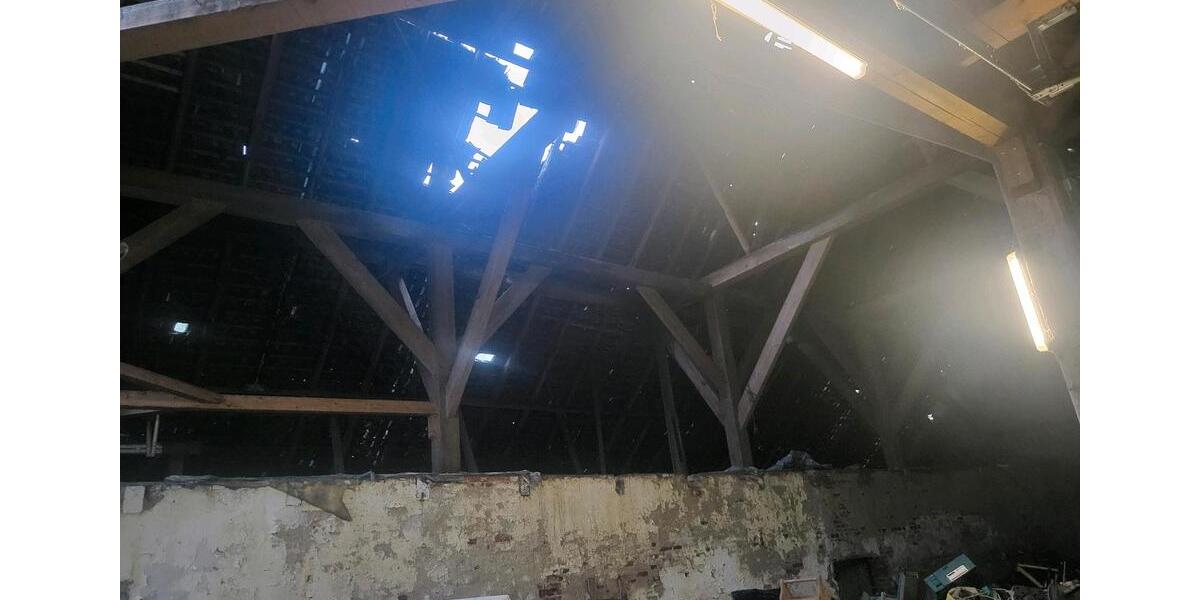 Einfamilienhaus Nordenham - 1 Zimmer, 700 m&sup2;, 169.999&euro; | Angebot:25022347