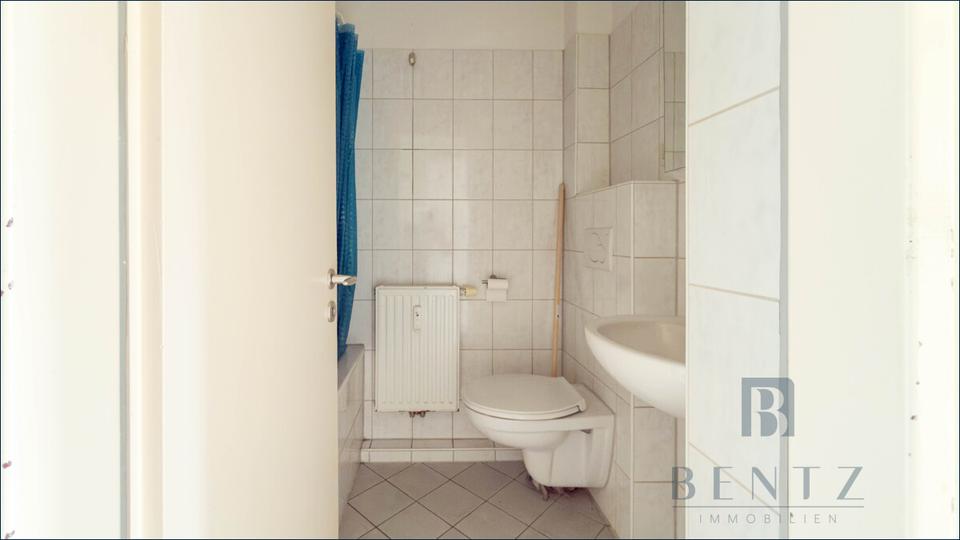 Etagenwohnung Bremerhaven Mitte - 1 Zimmer, 34 m&sup2;, 290&euro; | Angebot:24878073