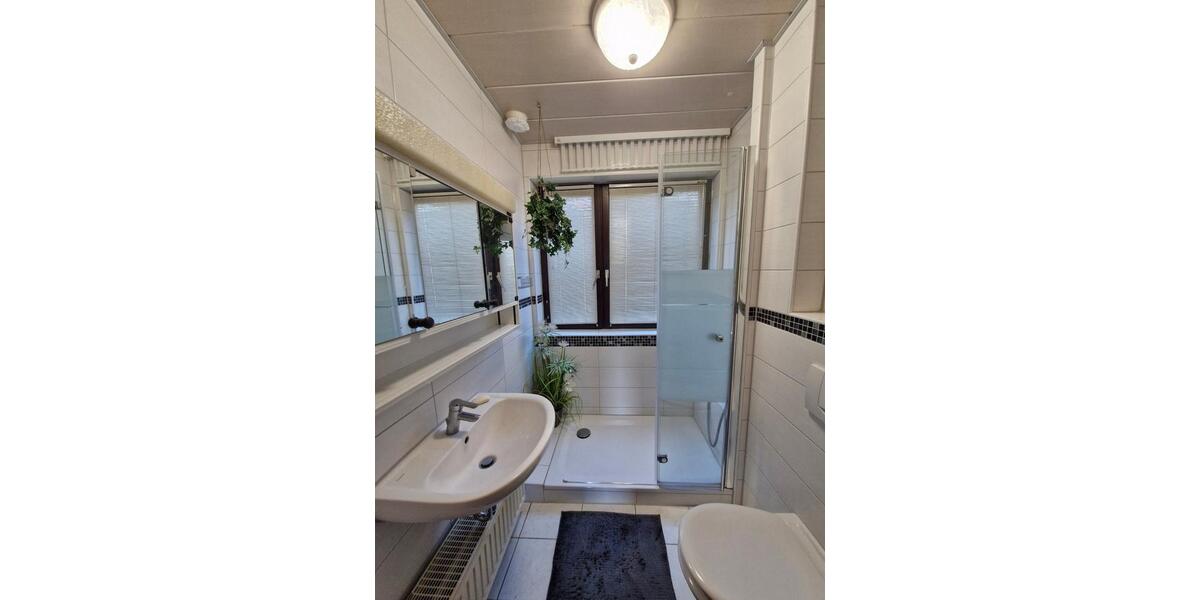 Reihenhaus Bremerhaven Lehe - 4.5 Zimmer, 90 m&sup2;, 125.000&euro; | Angebot:25539439
