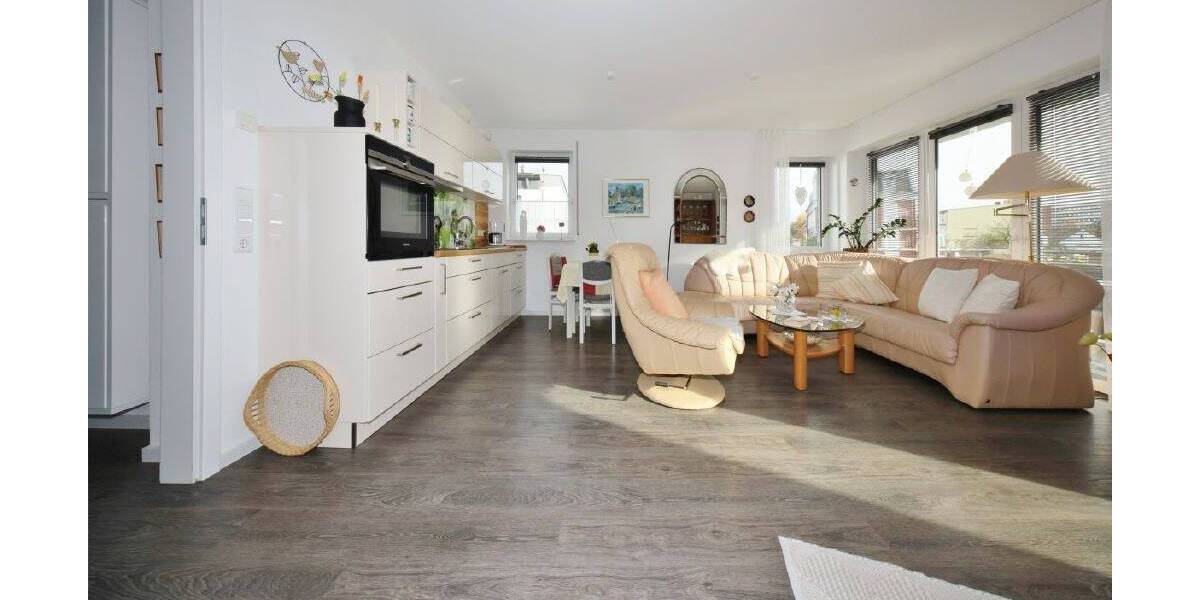 Etagenwohnung Wilhelmshaven-Heppens Heppens - 3 Zimmer, 76 m&sup2;, 252.000&euro; | Angebot:25686829