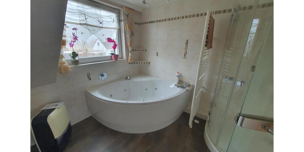 Einfamilienhaus Hagen im Bremischen - 6 Zimmer, 215 m&sup2;, 1.800&euro; | Angebot:24789875