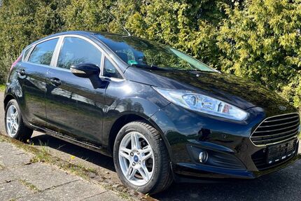 Ford Fiesta 66.990 km 6.650 &euro; Geestland 27624