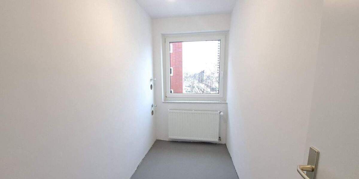 Etagenwohnung Bremerhaven Lehe - 3 Zimmer, 87 m&sup2;, 625&euro; | Angebot:25250795