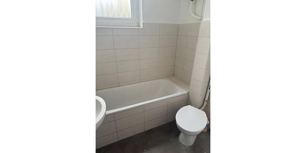 Etagenwohnung Bremerhaven Lehe - 3 Zimmer, 65 m&sup2;, 510&euro; | Angebot:26065023