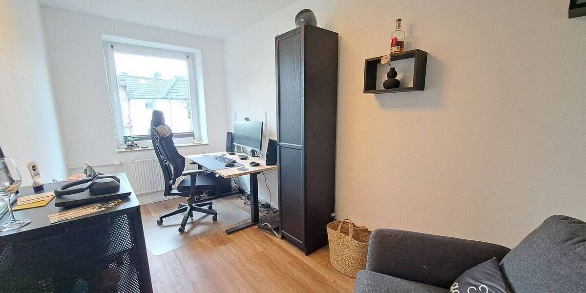 Etagenwohnung Bremerhaven Lehe - 3 Zimmer, 78 m&sup2;, 530&euro; | Angebot:26826849