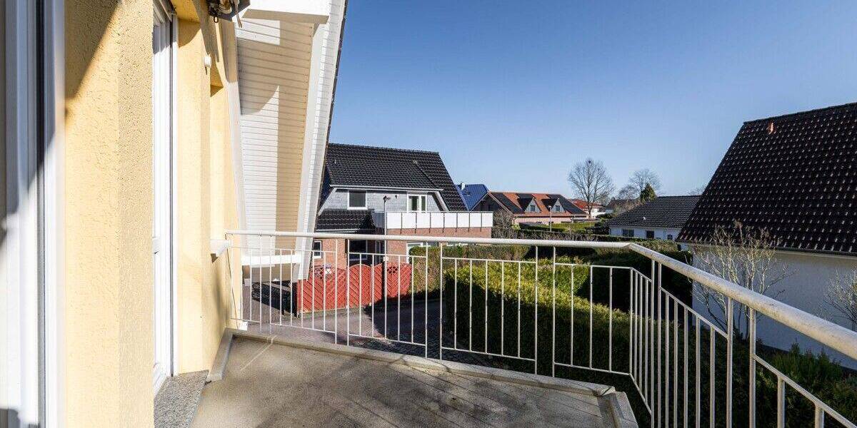 Etagenwohnung Bremerhaven Leherheide - 2 Zimmer, 79 m&sup2;, 125.000&euro; | Angebot:26885883